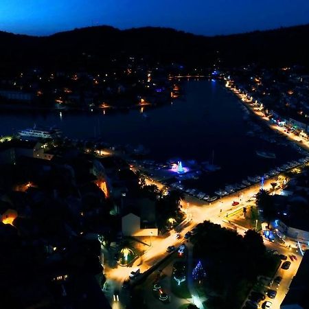 Apartment Lucija Vela Luka Luaran gambar