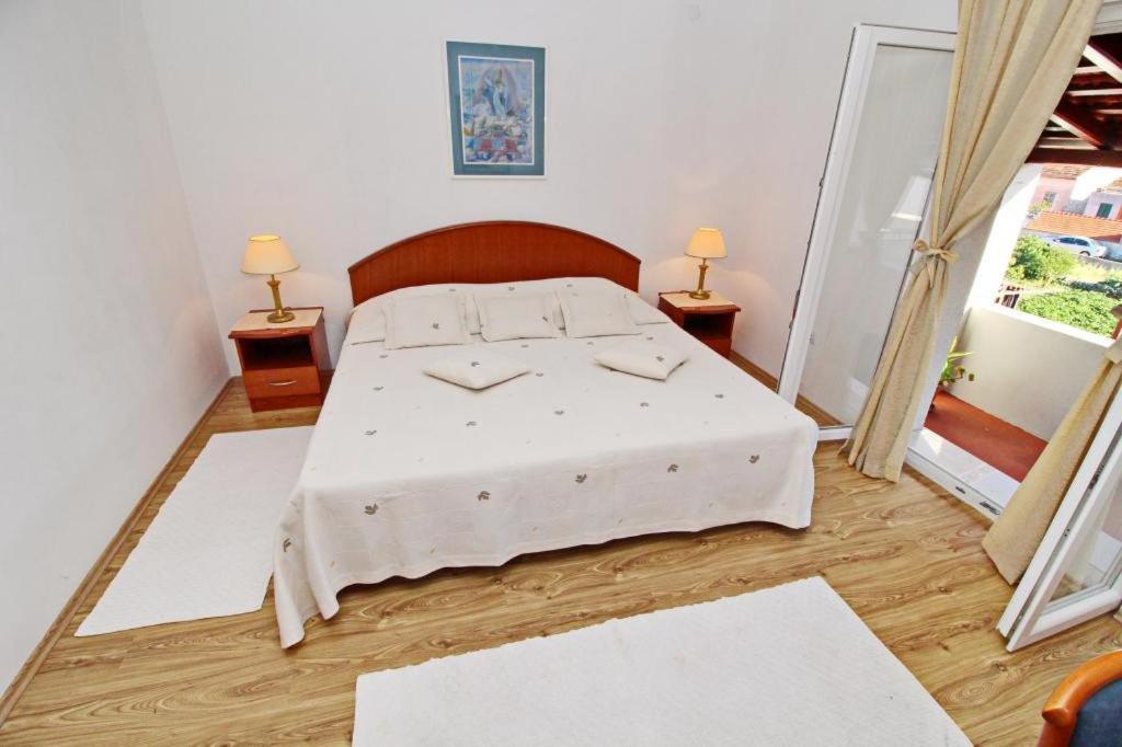 Apartment Lucija Vela Luka Luaran gambar