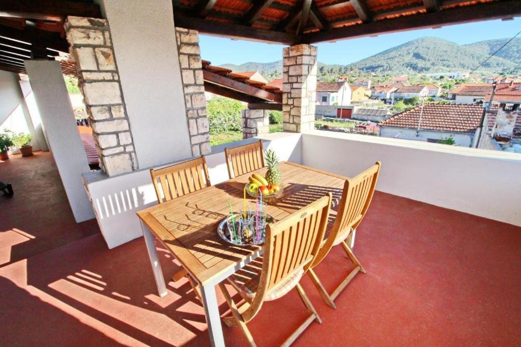 Apartment Lucija Vela Luka Luaran gambar