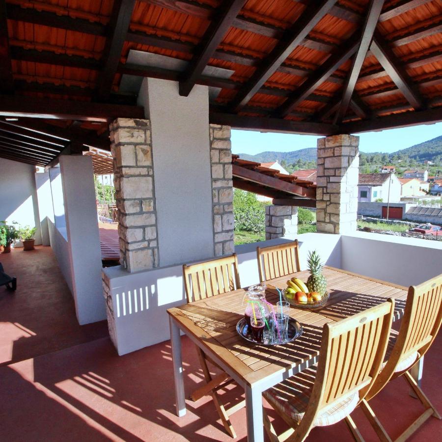 Apartment Lucija Vela Luka Luaran gambar